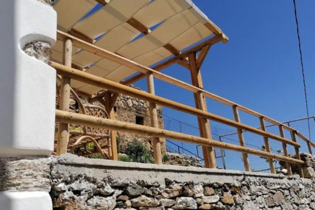Naxos Mountain Retreat - Tiny House Build On Rock Apartment Koronos Екстериор снимка