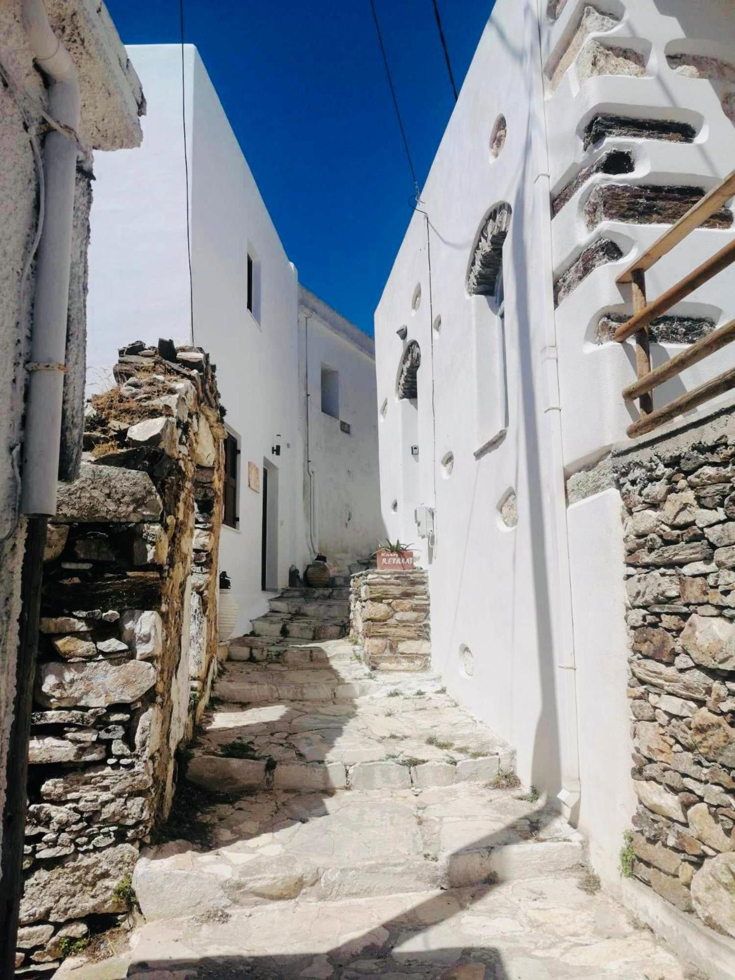 Naxos Mountain Retreat - Tiny House Build On Rock Apartment Koronos Екстериор снимка